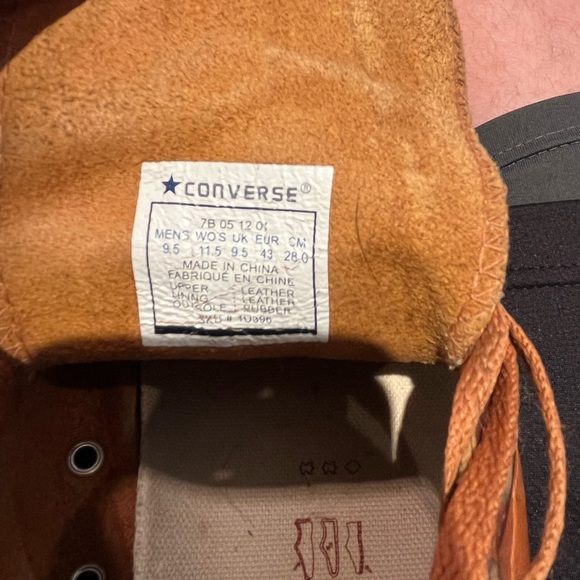 Gator print Converse - Picture 2 of 6